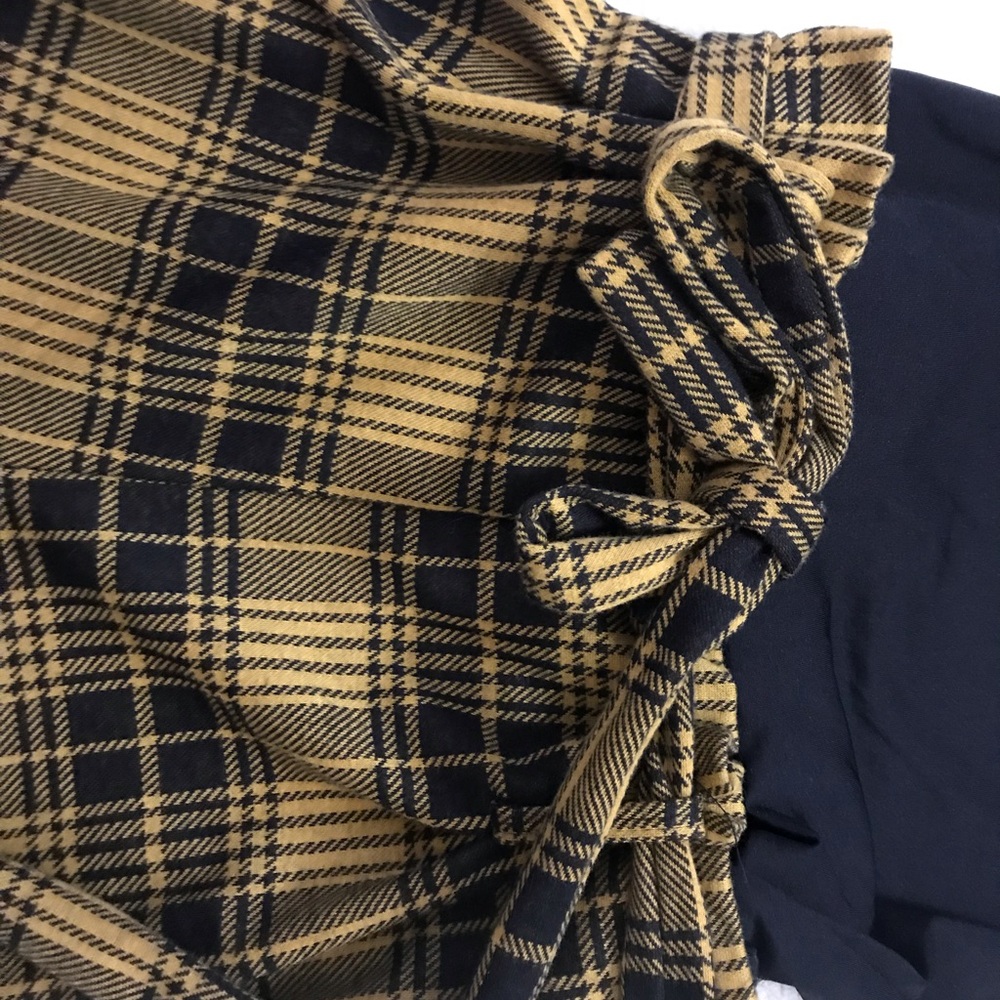 Pants - Picture 4 of 6